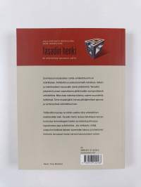 Fasadin henki eli Arkkitehtuurisanastoa ujoille