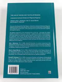 The Law of the Sea and the Polar Regions - Interactions Between Global and Regional Regimes