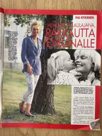 Apu 1993 nr 28 - Dingo-neumannin vauvakuume, Mikko Alatalon uusi suru, Tangomarkkinoiden lemmenpari Mika Pohjonen ja Nina, ym.