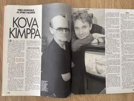 Apu 1994 nr 43  - Kohuromanssi Katriina Wuoristo ja Juhani Palmu, Charlesin elämänkerta kertoo totuuden, Armi Aavikko löysi uuden ilon, ym.