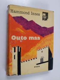 Outo maa : romaani
