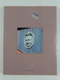 Charles Moore : buildings and projects 1949 - 1986