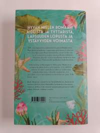 Queenie Malonen Paratiisihotelli