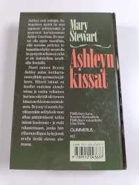 Ashleyn kissat