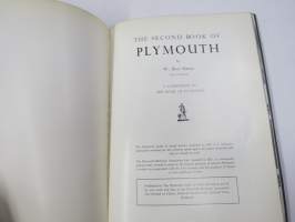 The Second Book of Plymouth  from The City of Plymouth to Capt. M. Wikberg of &quot;Matti Kurki&quot;, 12.4.1962 Laivaston koululaivan noutomatkan yhteydessä annettu muistoksi