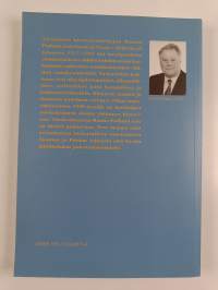 Suomi ja Puola : suhteita yli Itämeren 1917-1941