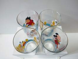 4 x vintage Disney juomalasi VMC