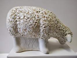 keraaminen lammas figuuri Australian Pottery