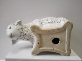 keraaminen lammas figuuri Australian Pottery