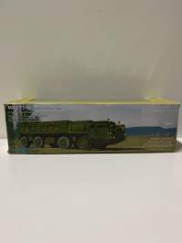 Neuvostoajan metalliauto 1/43 mitoissa. Edelleen alkuperäispakkauksessa.