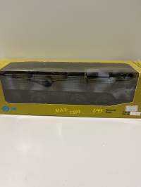 Neuvostoajan metalliauto 1/43 mitoissa. Edelleen alkuperäispakkauksessa.