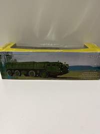 Neuvostoajan metalliauto 1/43 mitoissa. Edelleen alkuperäispakkauksessa.