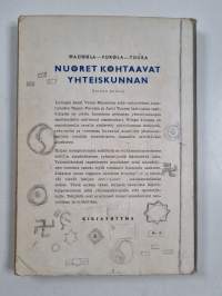Nuoret kohtaavat yhteiskunnan
