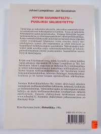 Hyvin suunniteltu - puoliksi valmistettu (+cd)