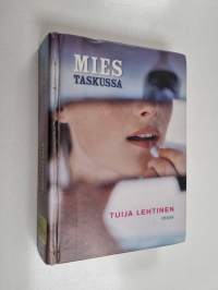 Mies taskussa (isotekstinen)