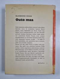 Outo maa : romaani