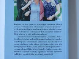 Vuorilla ei ole herroja - Kaukasiasta ja sen kansoista