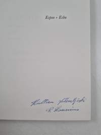 Espoo värikuvina = Esbo i färg = Espoo in colour (signeerattu, tekijän omiste)