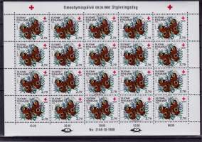 Filatelia - Suomi pienoisarkki Punainen risti 2,70 + 0,60 mk 1991.  Inachis io -perhonen (neitoperhonen) (LAPE 1109). Leimattu.