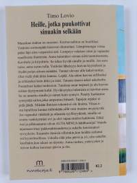 Heille, jotka puukottivat sinuakin selkään