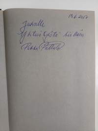 Äidin poika : V. J. Sukselainen hyvinvointiyhteiskunnan rakentajana (signeerattu, tekijän omiste)