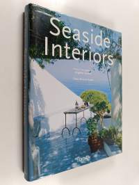 Seaside interiors = intérieurs de la cote = häuser am meer