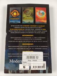 Four : en Divergent-samling