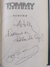 Pelastaja (signeerattu, tekijän omiste)