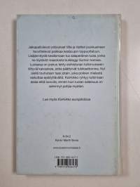 Kolmikko luolajahdissa