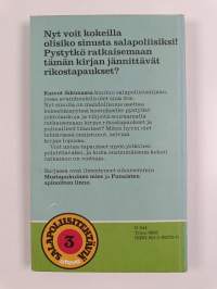 Kasvot ikkunassa