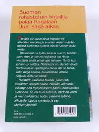 Kylä järvien sylissä