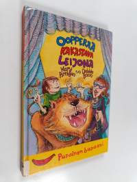Oopperaa rakastava leijona