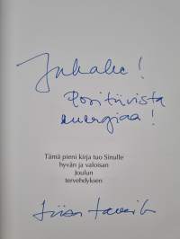 Huurrekukkia : pieniä runoja matkalla talveen ja joulun valoon (signeerattu, tekijän omiste)
