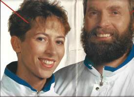 Juha Mieto Sari Essaia Olympiajuliste / mainos A2 koko taitettu kirjekokoon