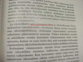 Sata vuotta suomalaisia viinejä ja liköörejä Nordfors (Marli) 1867-1967