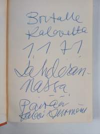 Kuolleen kirjailijan muistiinpanoja (signeerattu, tekijän omiste)