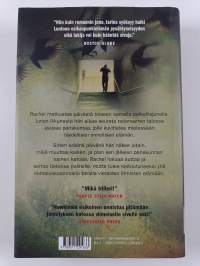 Nainen junassa