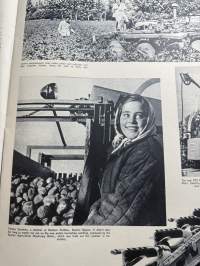 Soviet Union 1954 December -Soviet propaganda magazine / Neuvostoliittolainen tasokas propagandajulkaisu, erittäin runsas kuvitus, sisältää suomenk. kuvaselostukset