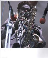 Pori Jazz 50 vuotta - kuvitettu klassikko. 50 Years of Illustrated Jazz History