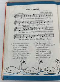 Nu skavi sjunga