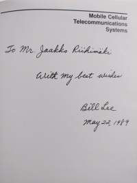 Mobile cellular telecommunications systems (signeerattu, tekijän omiste)