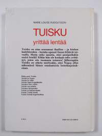 Tuisku yrittää lentää
