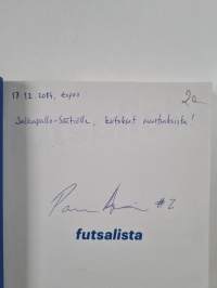 Futsalista (signeerattu, tekijän omiste)