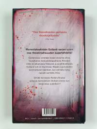 Pimeys keskellämme