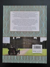 Downtown Abbey : Kartanon vuosi