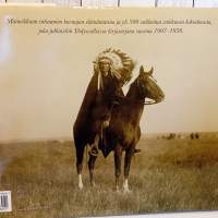 Pohjois-Amerikan intiaanit : Edward S. Curtisin ainutlaatuinen kuvakokoelma