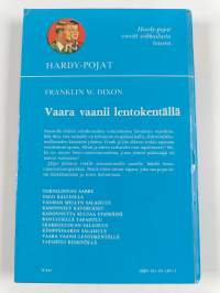 Vaara vaanii lentokentällä