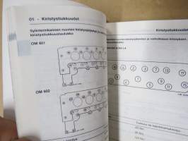 Mercedes-Benz Service - Taulukkokirja - Jakeluautot T1 / T 2 208 D - 814 DA, tärkeimmät tekniset tiedot ja arvot