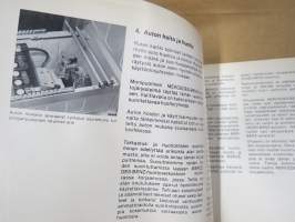 Mercedes-Benz Pakettiautot L 406 D &amp; L 407 D ja linja-autot O 309 -käyttöohjekirja