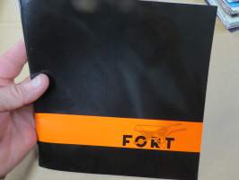 Fort Metaalwarenfabriek &quot;Het Fort&quot; B.V. -tuoteluettelo / esitekansio, kottikärryjä